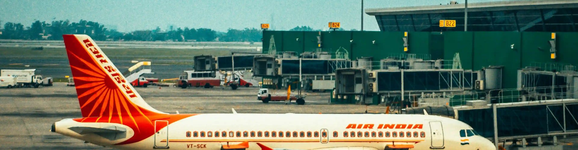Indira Gandhi Airport, IN Transportation