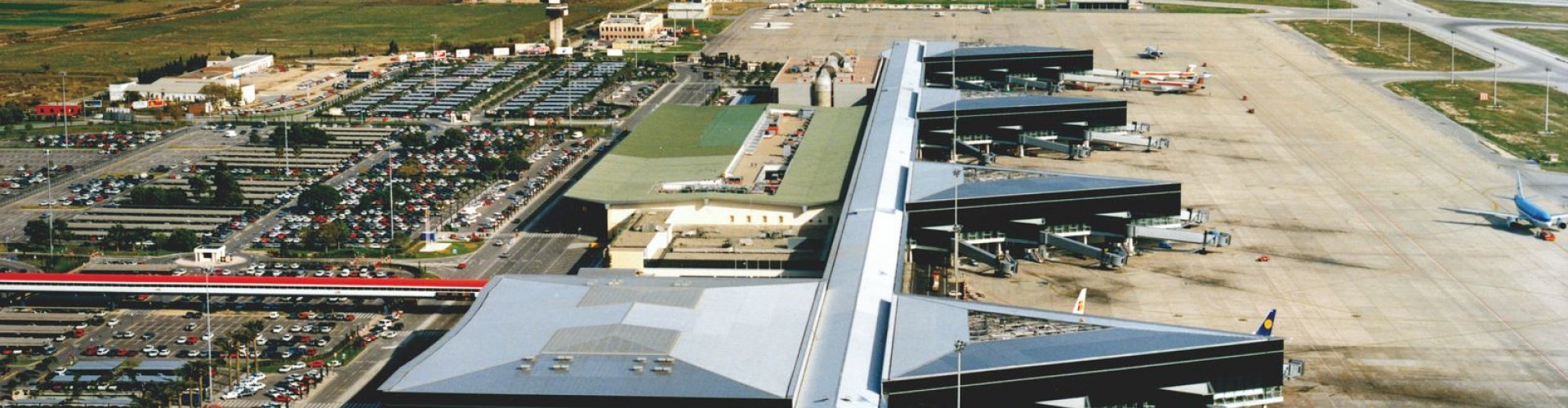 Barcelona El Prat Airport, ES landscape