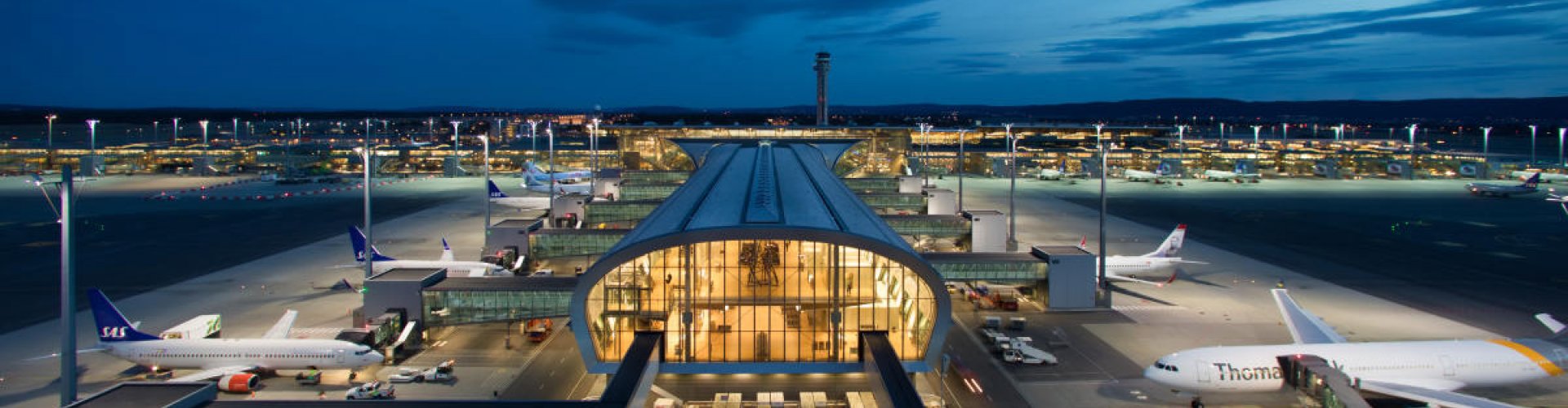 Train arriving at Oslo Airport Gardermoen