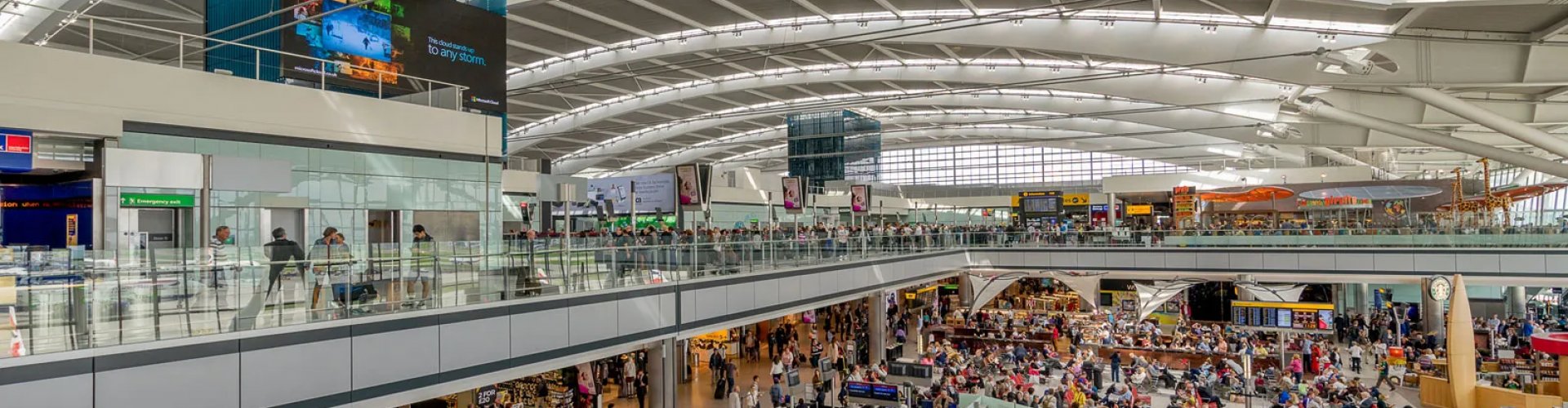 Morning traffic vs off-peak at Heathrow Airport, UK